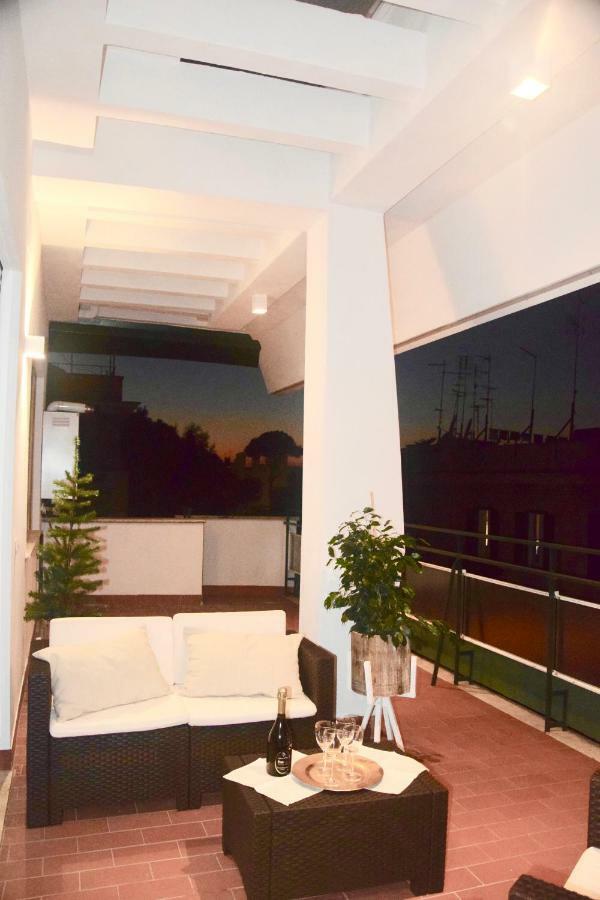 Terrazza San Giovanni Apartment Roma Dış mekan fotoğraf